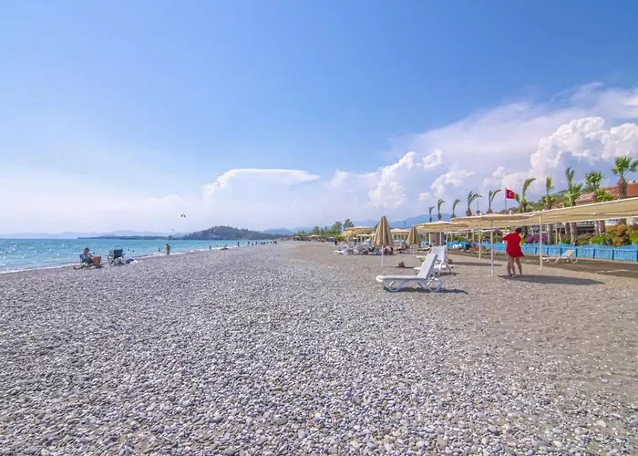 Sunset Beach Club Aqualettings Aqua 5 페티예