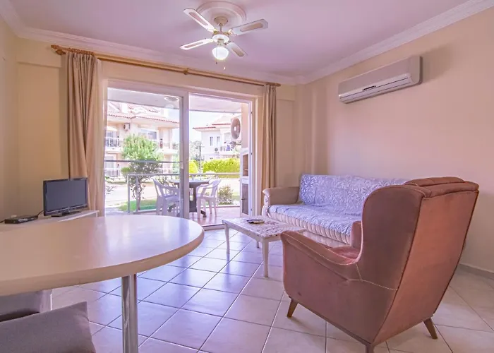 Sunset Beach Club Aqualettings Aqua 5 아파트